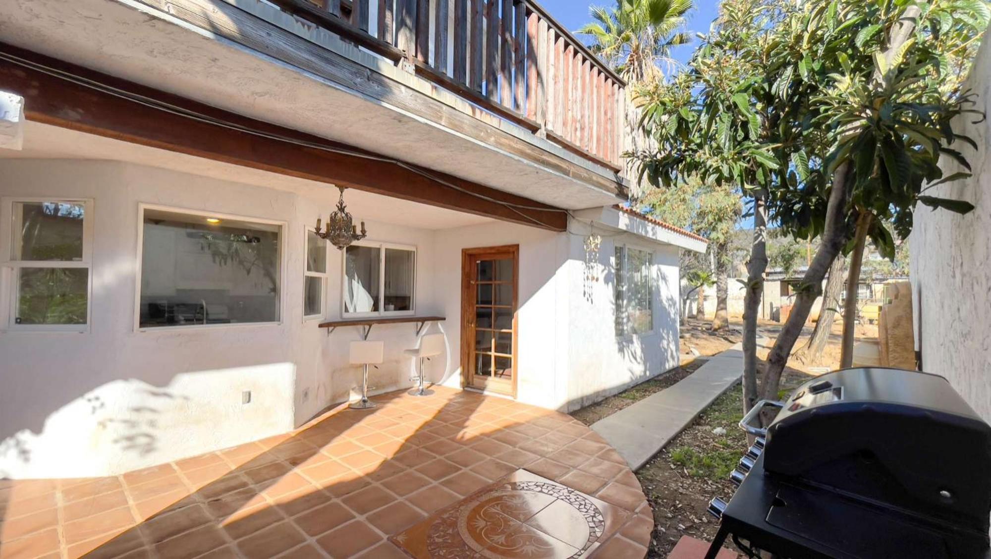 Private Home On 10 Acres - Heated Salt Pool & Jacuzzi, Mountain & City Views, Horseshoes, Basketball, Bbq, Golf Putting, Foosball, Croquet, Bose Stereo, White Cotton Bedding - Hilltop Hacienda, Pool Heat Optional Jamul Exterior photo