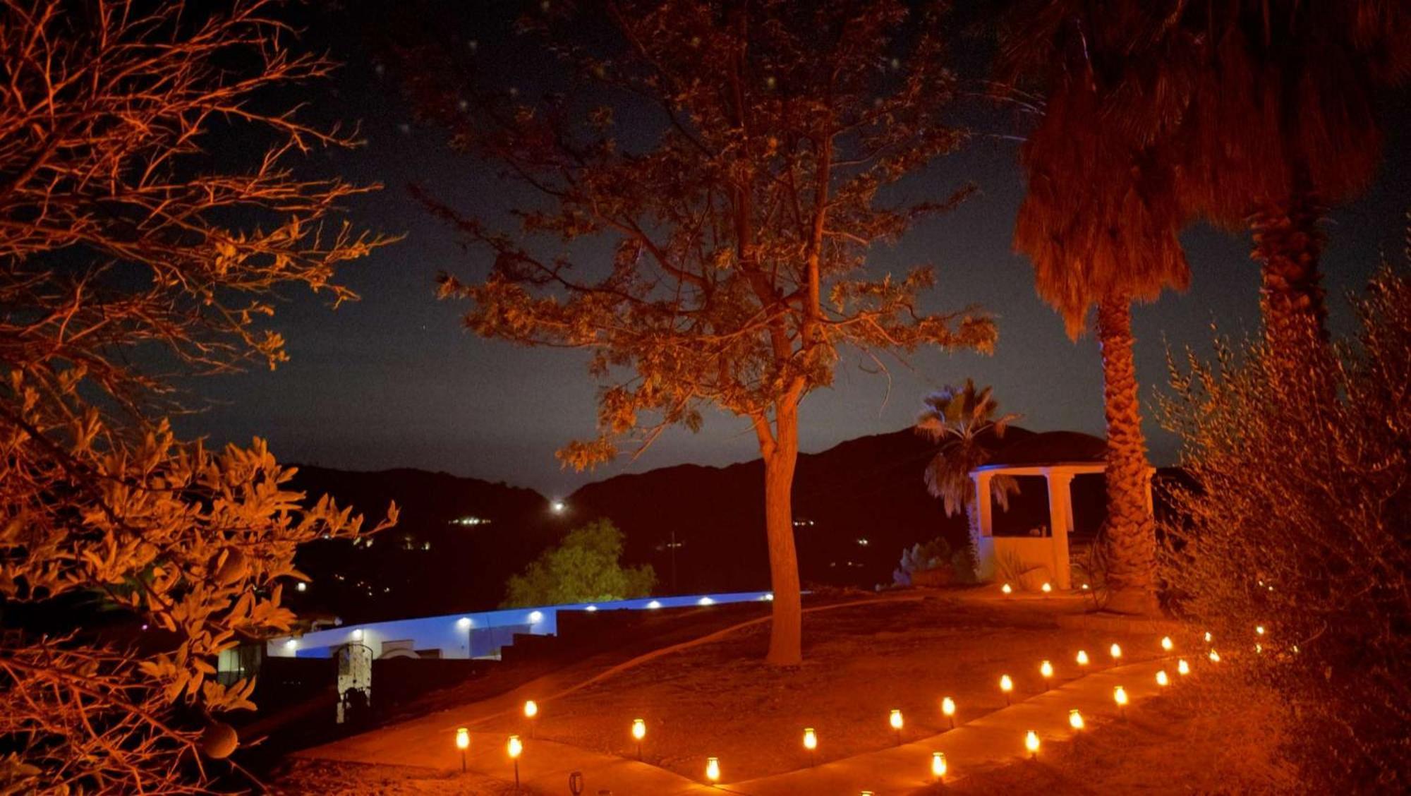 Private Home On 10 Acres - Heated Salt Pool & Jacuzzi, Mountain & City Views, Horseshoes, Basketball, Bbq, Golf Putting, Foosball, Croquet, Bose Stereo, White Cotton Bedding - Hilltop Hacienda, Pool Heat Optional Jamul Exterior photo